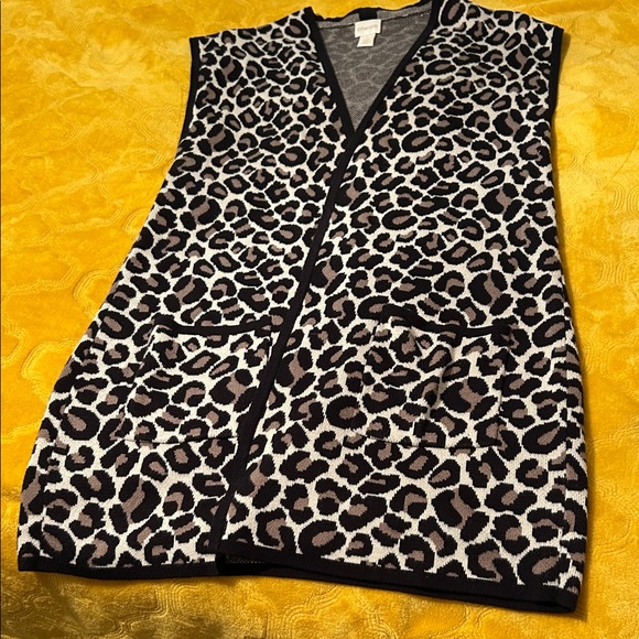 Chico's Jackets & Blazers - Leopard Print Sleeveless Cardigan Chicos, size small